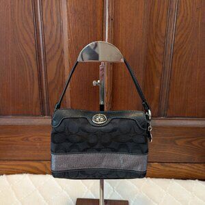 Coach vintage y2k black limited edition legacy wristlet clutch bag 42026
